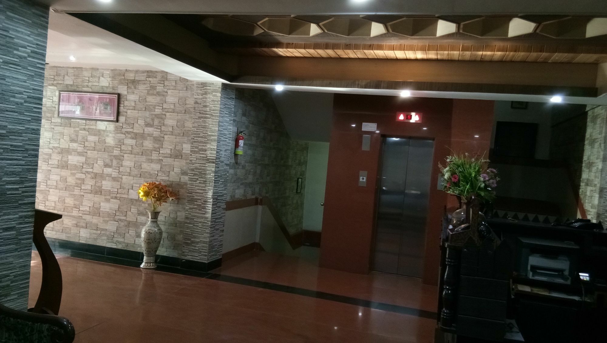 Hotel Arch Manor Deluxe Bhopal Exterior foto